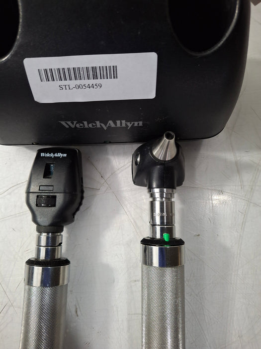 Welch Allyn 7114x Universal Desk Charger