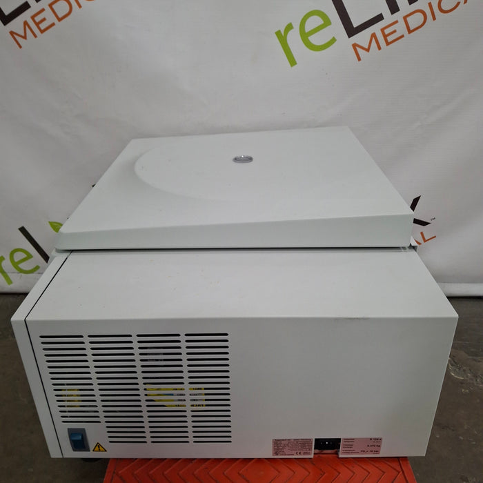 Eppendorf 5810R Refrigerated Centrifuge