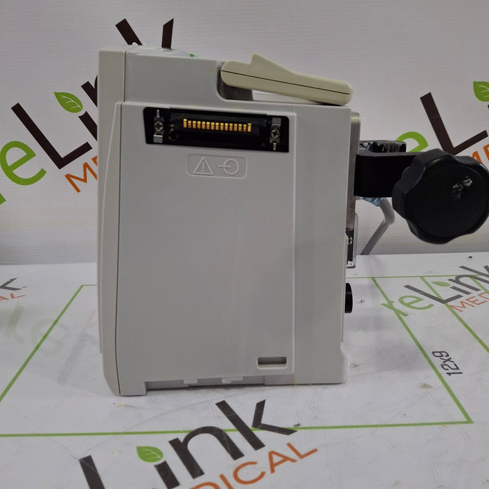CareFusion Alaris 8015 Small Screen POC Infusion Pump