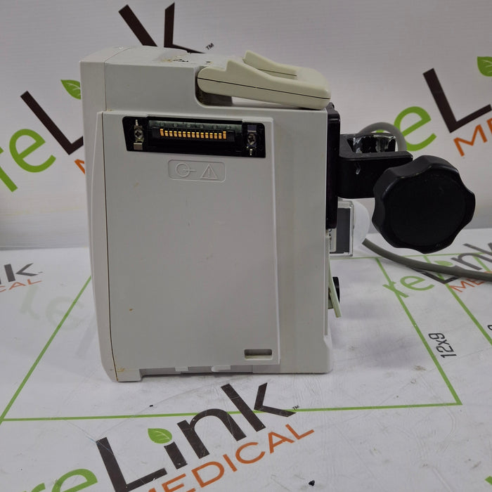 CareFusion Alaris 8015 Small Screen POC Infusion Pump