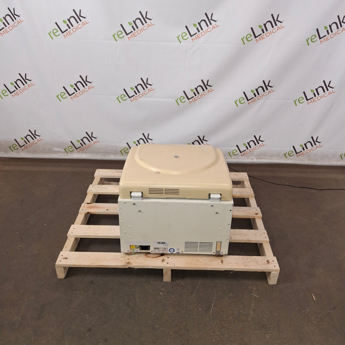 Hettich Instruments Rotanta 460 Centrifuge