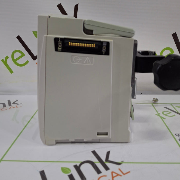 CareFusion Alaris 8015 Small Screen POC Infusion Pump
