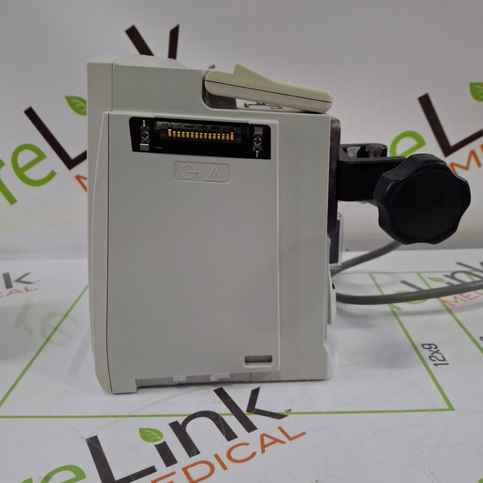 CareFusion Alaris 8015 Small Screen POC Infusion Pump