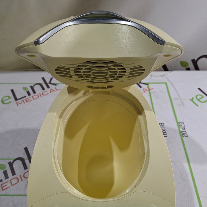Medela 87115 Waterless Milk Warmer