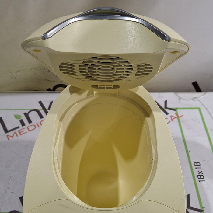 Medela 87115 Waterless Milk Warmer