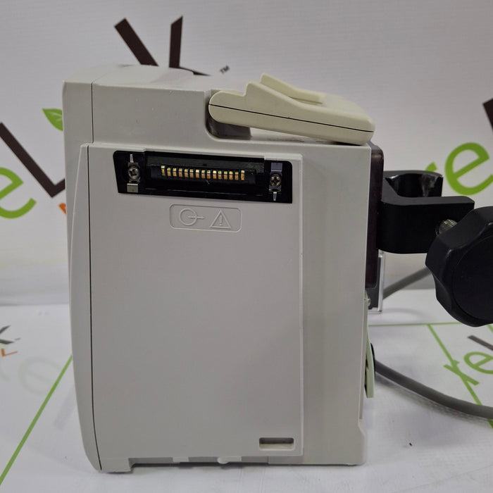 CareFusion Alaris 8015 Small Screen POC Infusion Pump