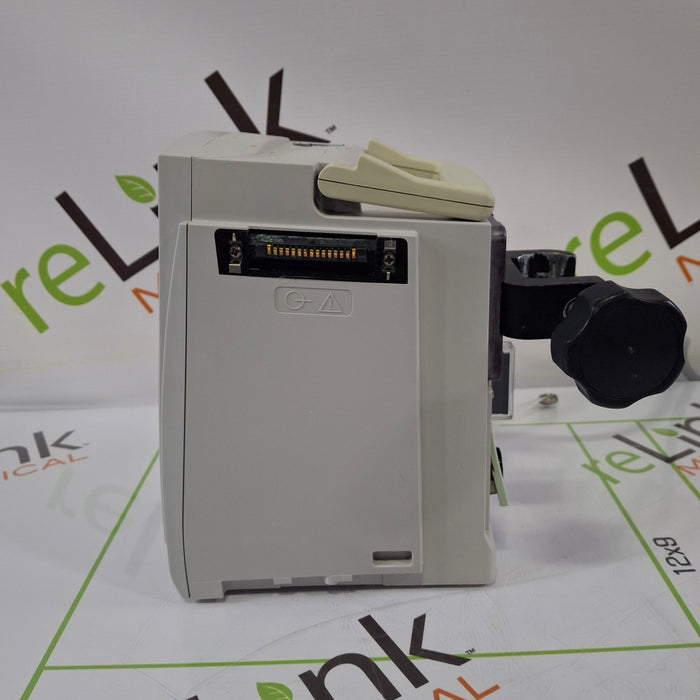 CareFusion Alaris 8015 Small Screen POC Infusion Pump