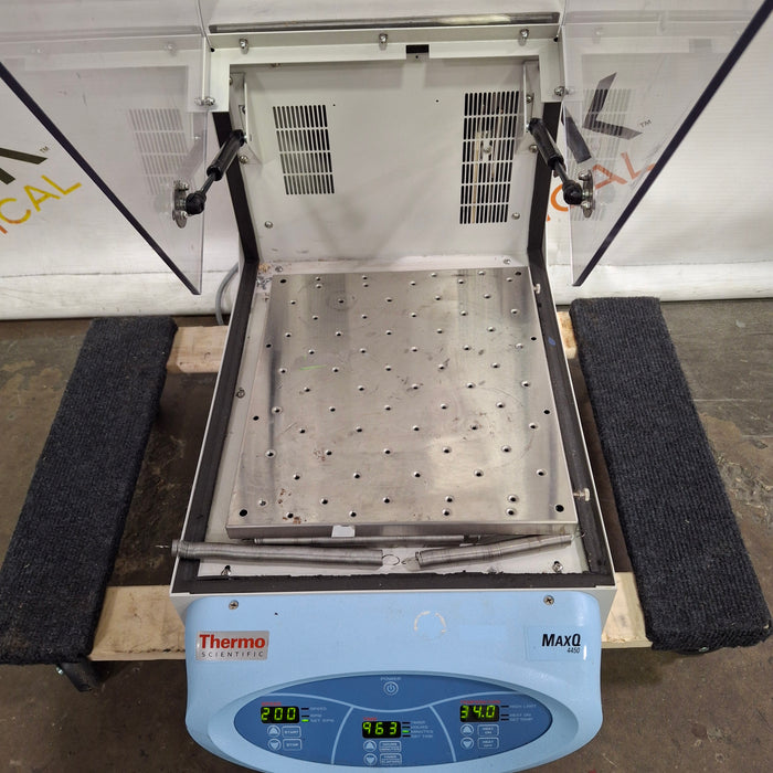 Thermo Scientific MaxQ 4450 Incubator Shaker