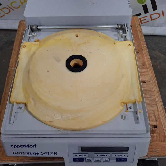 Eppendorf 5417R Centrifuge