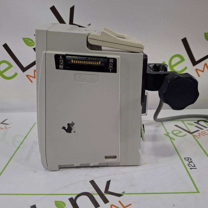 CareFusion Alaris 8015 Small Screen POC Infusion Pump