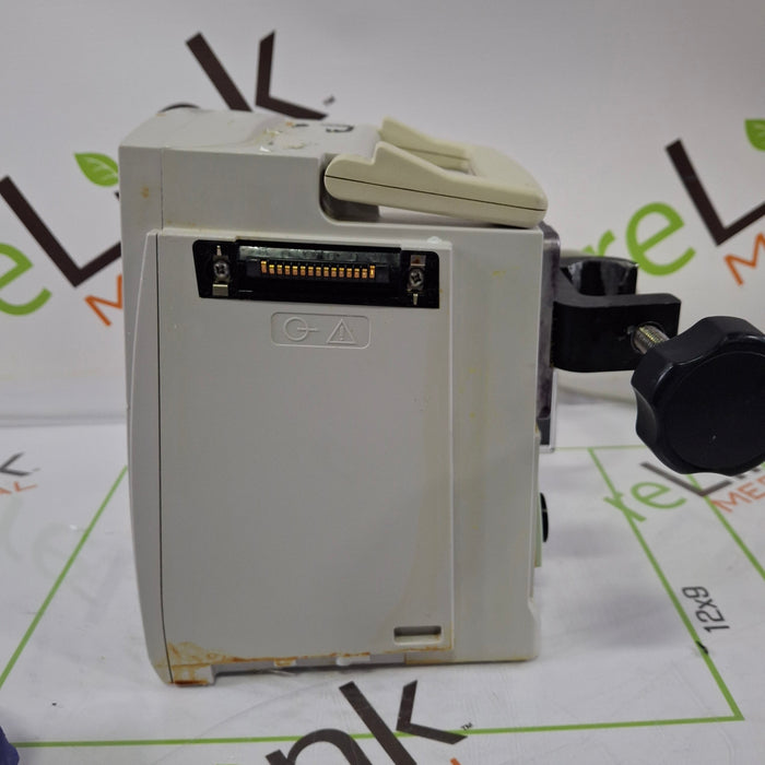 CareFusion Alaris 8015 Small Screen POC Infusion Pump