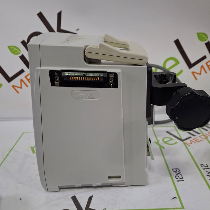 CareFusion Alaris 8015 Small Screen POC Infusion Pump