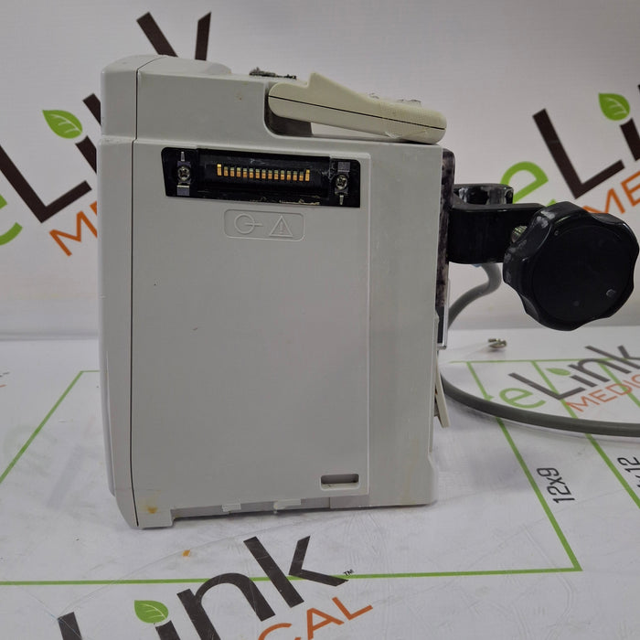 CareFusion Alaris 8015 Large Screen POC Infusion Pump