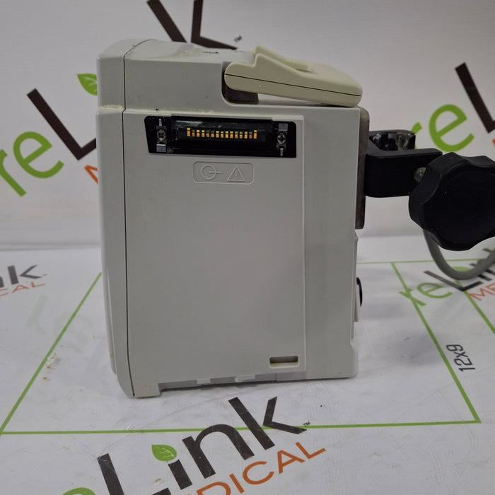 CareFusion Alaris 8015 Small Screen POC Infusion Pump