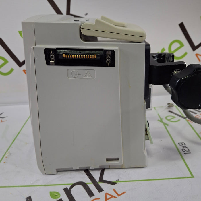 CareFusion Alaris 8015 Small Screen POC Infusion Pump