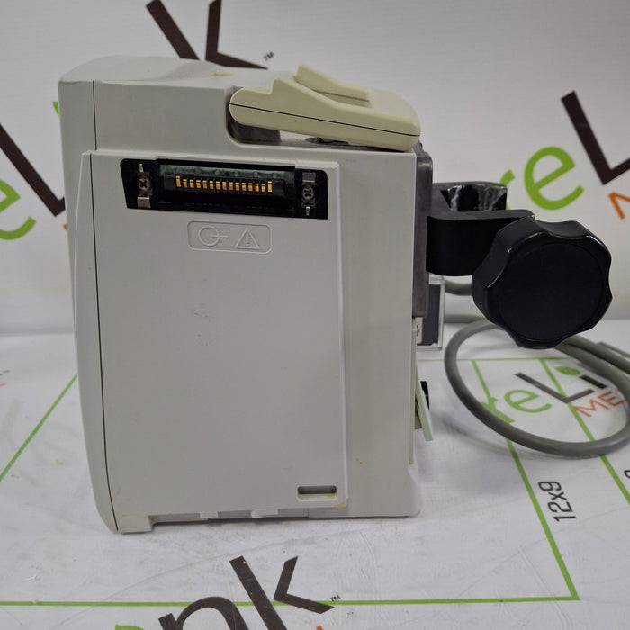 CareFusion Alaris 8015 Small Screen POC Infusion Pump