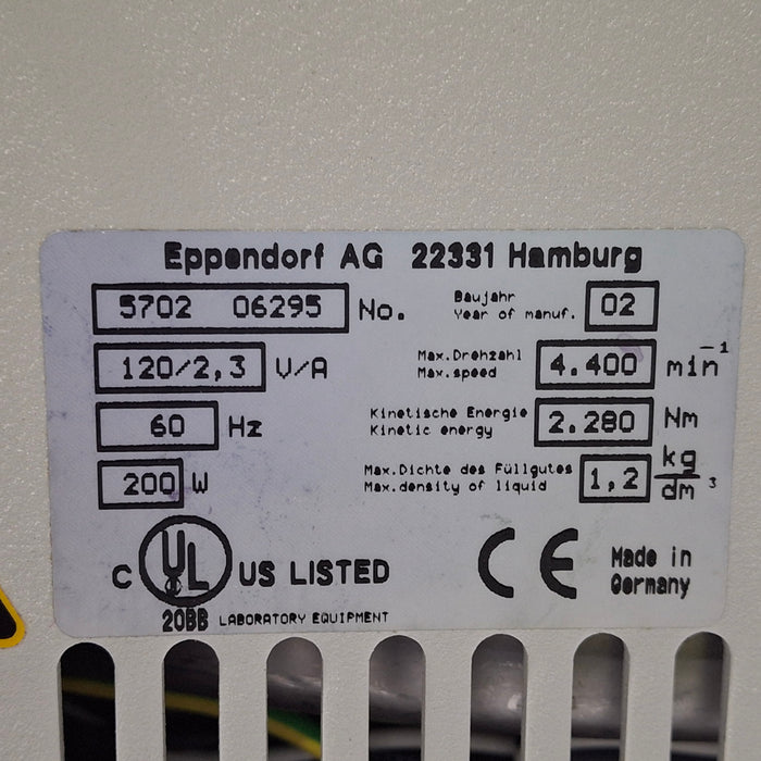Eppendorf 5702 Bench Top Centrifuge