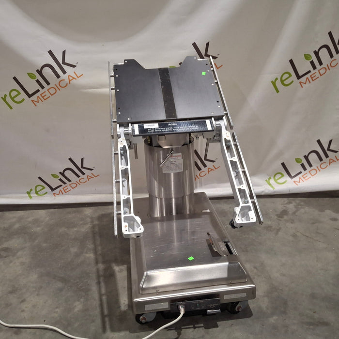 Skytron 6500 Elite Surgical Table