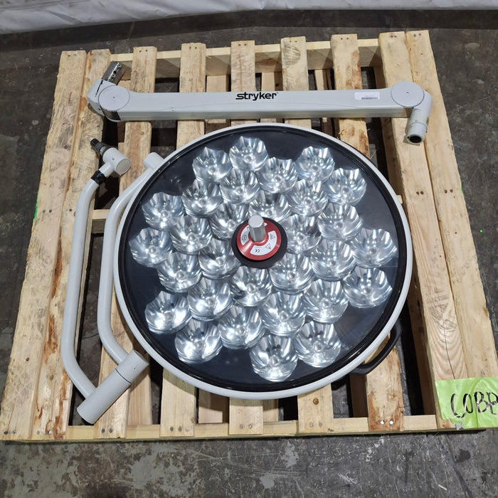 Stryker Visum II Surgical Light