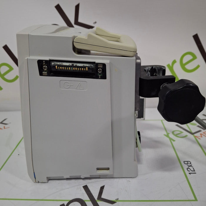 CareFusion Alaris 8015 Small Screen POC Infusion Pump