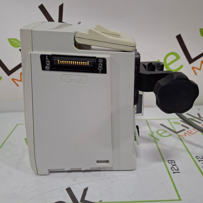CareFusion Alaris 8015 Small Screen POC Infusion Pump