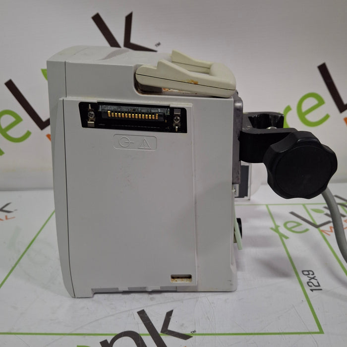CareFusion Alaris 8015 Small Screen POC Infusion Pump