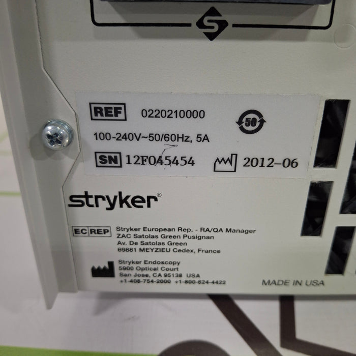 Stryker L9000 Light Source