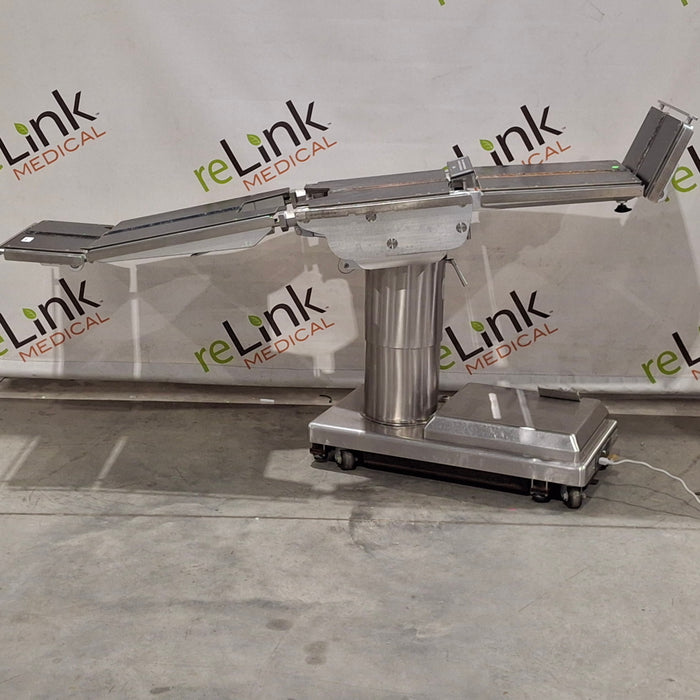 Skytron 6500 Elite Surgical Table