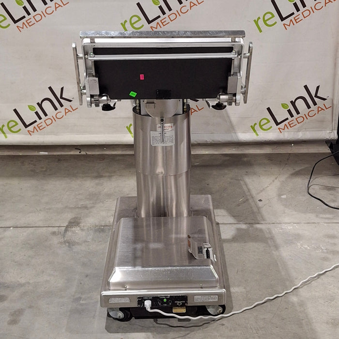 Skytron 6500 Elite Surgical Table