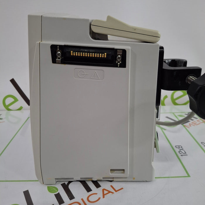 CareFusion Alaris 8015 Small Screen POC Infusion Pump
