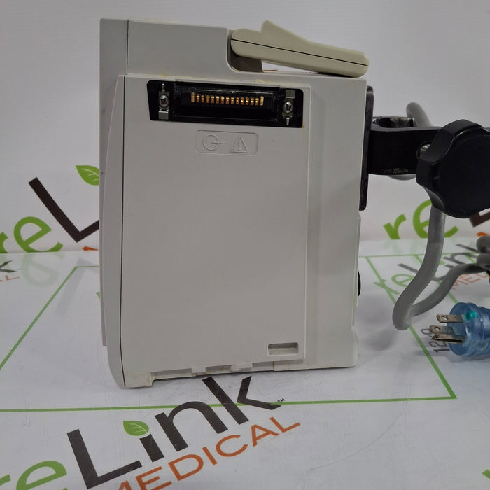 CareFusion Alaris 8015 Small Screen POC Infusion Pump