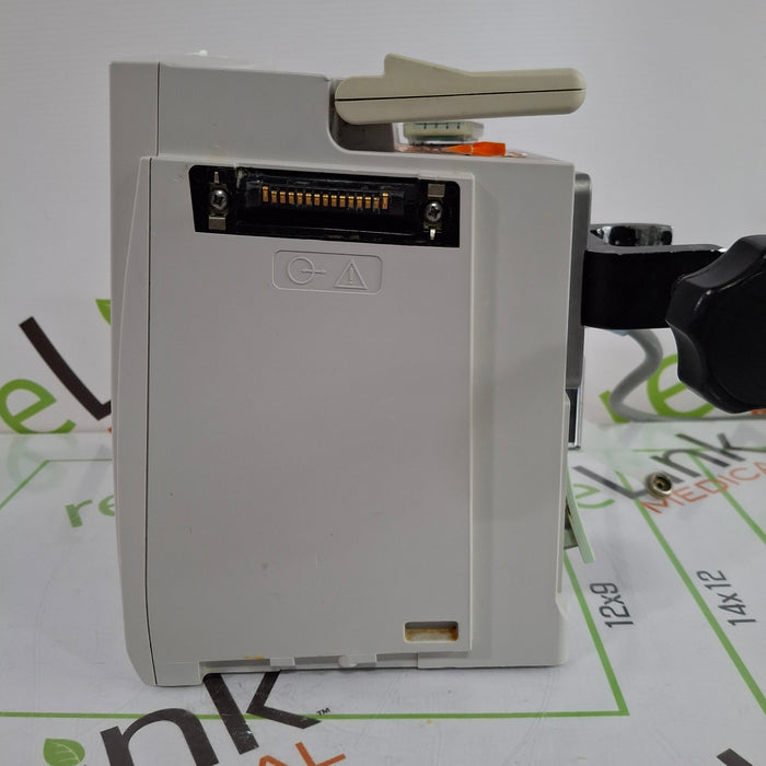 CareFusion Alaris 8015 Large Screen POC Infusion Pump