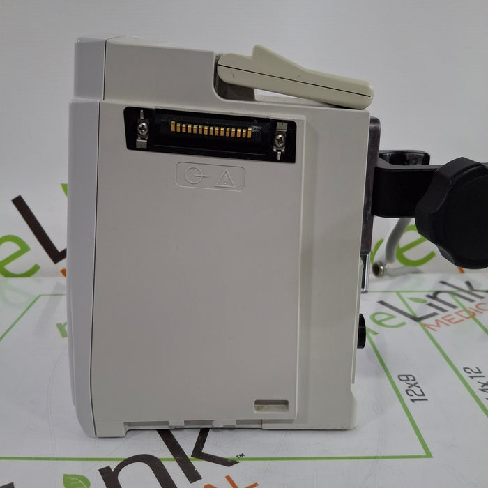 CareFusion Alaris 8015 Large Screen POC Infusion Pump