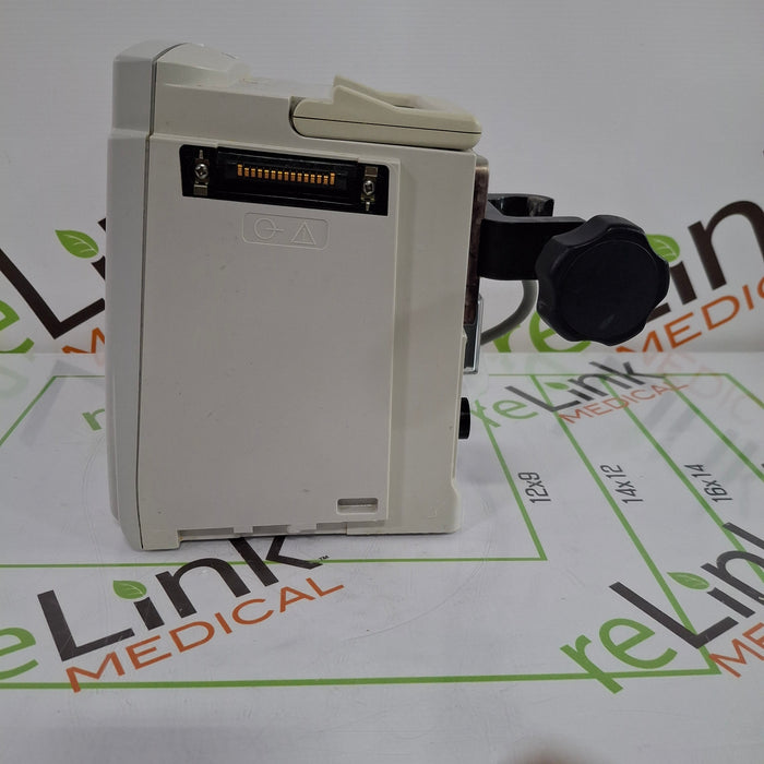CareFusion Alaris 8015 Large Screen POC Infusion Pump