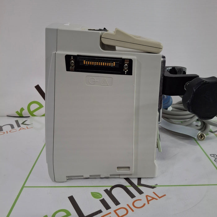 CareFusion Alaris 8015 Small Screen POC Infusion Pump