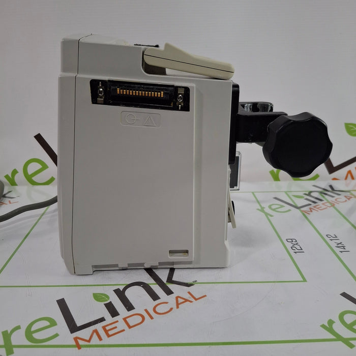 CareFusion Alaris 8015 Large Screen POC Infusion Pump