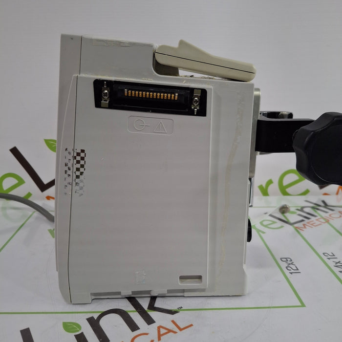 CareFusion Alaris 8015 Small Screen POC Infusion Pump