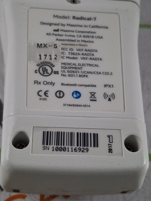 Masimo Radical 7 Pulse Oximeter w/ Base