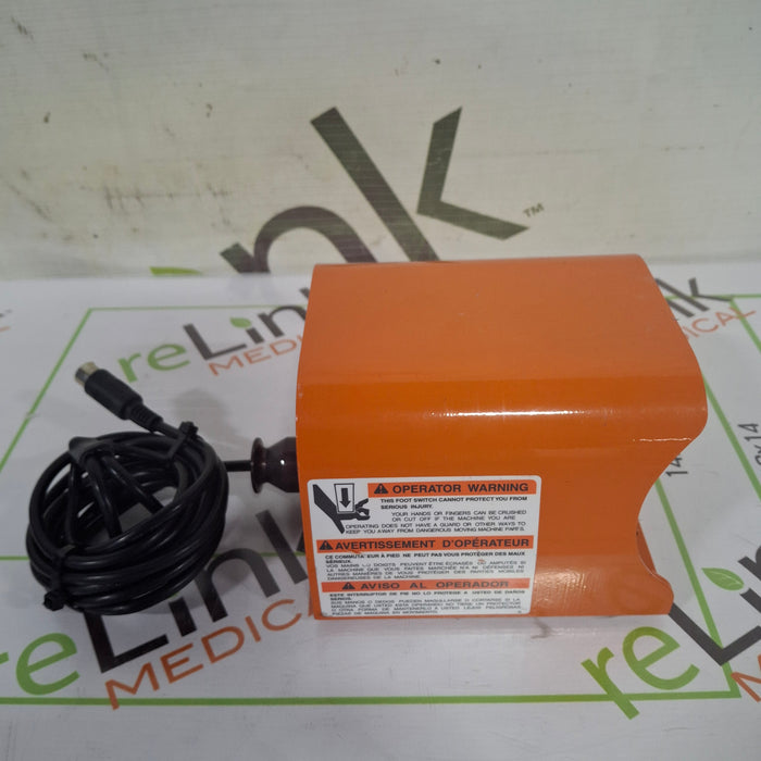 Linemaster Switch Corporation Clipper SP-522-300-1 Foot Switch