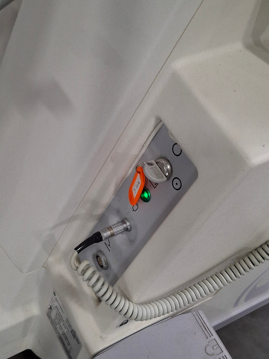 OEC Medical Systems 9800 Plus C-Arm