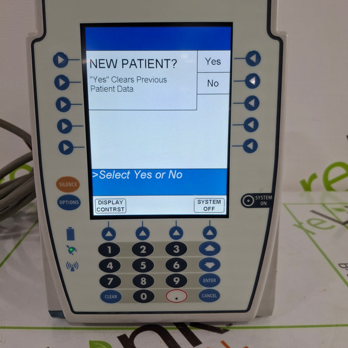 CareFusion Alaris 8015 Large Screen POC Infusion Pump