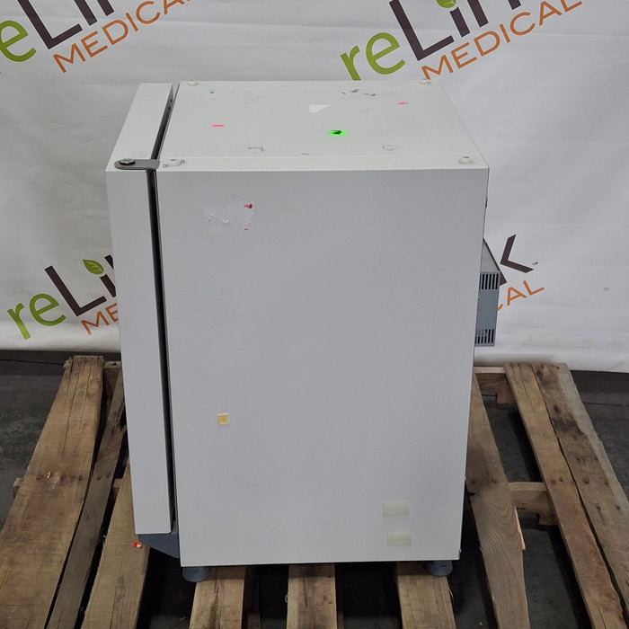 Thermo Scientific Heratherm IGS100 Incubator