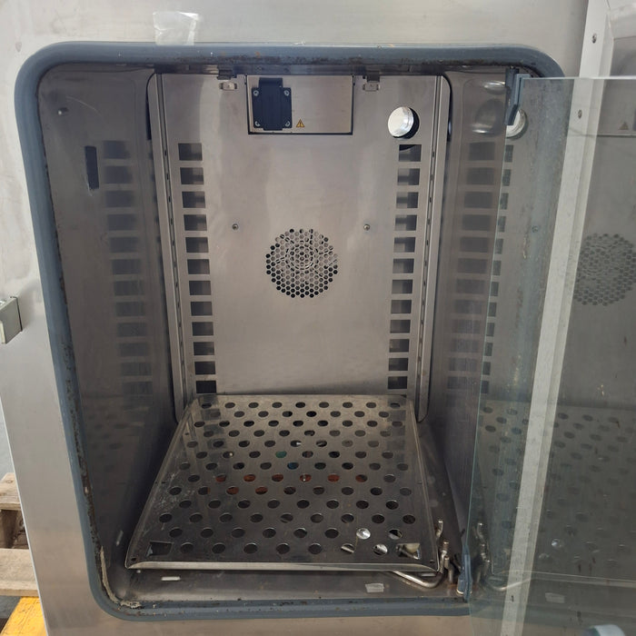 Thermo Scientific Heratherm IGS100 Incubator