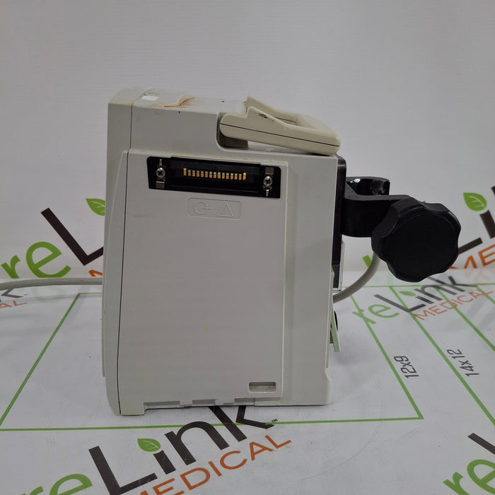CareFusion Alaris 8015 Small Screen POC Infusion Pump