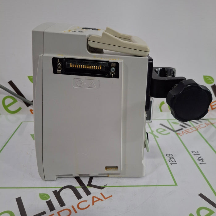CareFusion Alaris 8015 Small Screen POC Infusion Pump