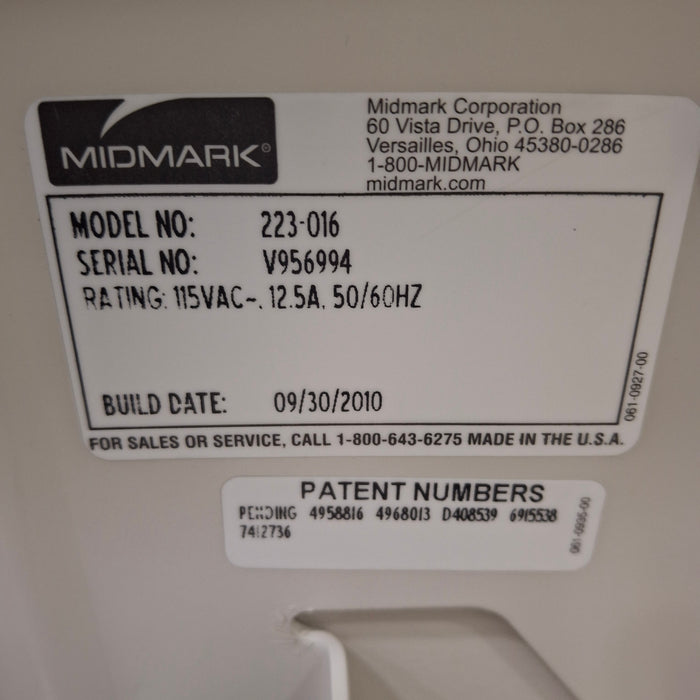 Midmark 223 Hi-Lo Power Barrier Free Procedure Exam Table