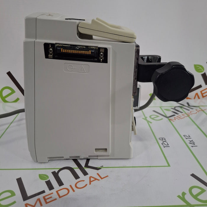 CareFusion Alaris 8015 Large Screen POC Infusion Pump
