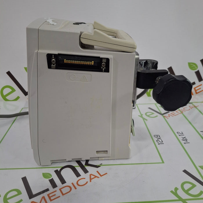 CareFusion Alaris 8015 Small Screen POC Infusion Pump