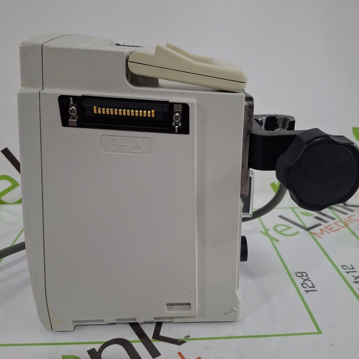 CareFusion Alaris 8015 Large Screen POC Infusion Pump