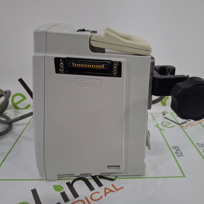 CareFusion Alaris 8015 Large Screen POC Infusion Pump